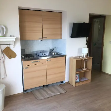 Miskovici, Otok Pag *