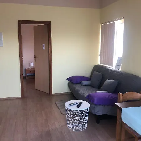 Miskovici, Otok Pag بيت ضيافة