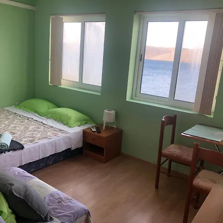 Miskovici, Otok Pag بيت ضيافة *